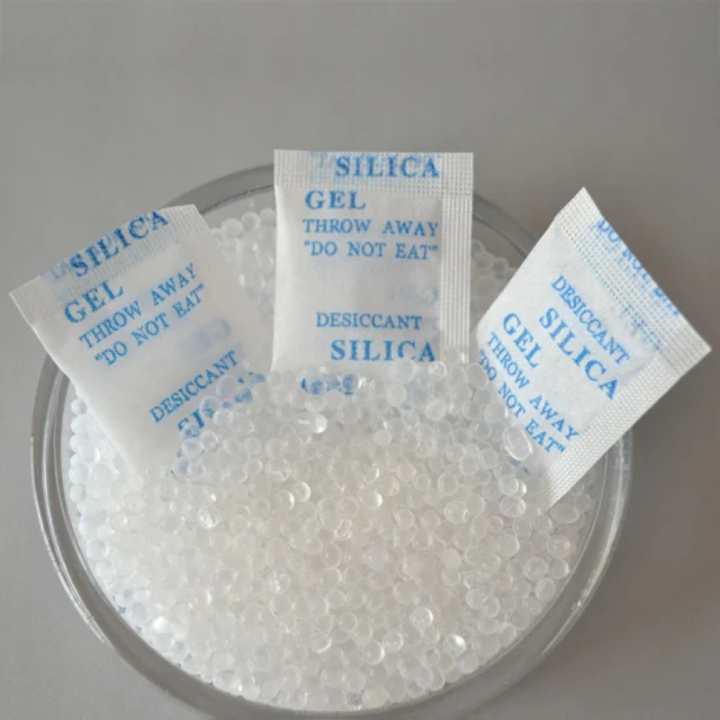 High%20quality%20Silica%20Gel%201000%20Piece%201%20Gram%20Of%20Desicant%20-%20Image%203
