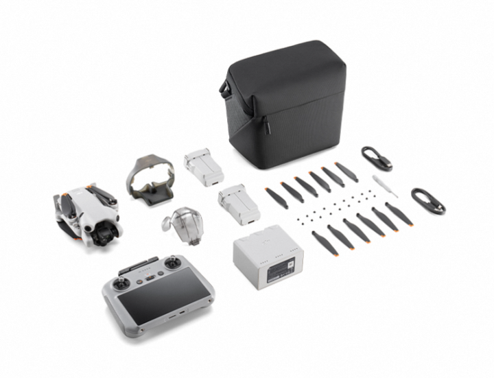 DJI%20Mini%204%20Pro%20Fly%20More%20Combo%20Plus%20-%20Image%203