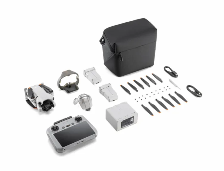 DJI%20Mini%204%20Pro%20Fly%20More%20Combo%20Plus%20-%20Image%203