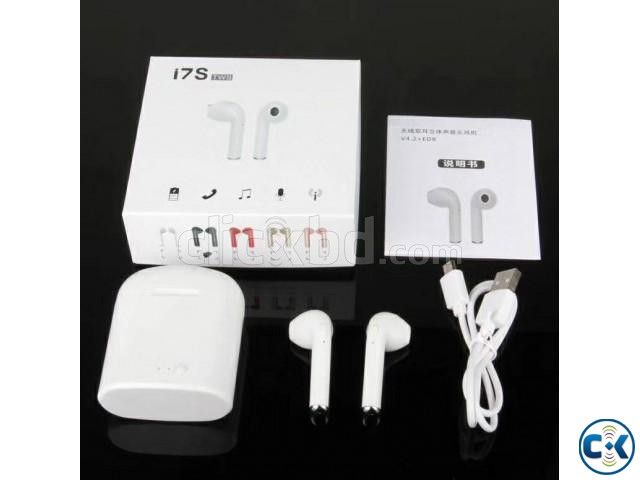 i7s%20TWS%20Twins%20Bluetooth%20In-Ear%20Earbuds%20Earphone%20with%20Charger%20Box%20-%20Image%204