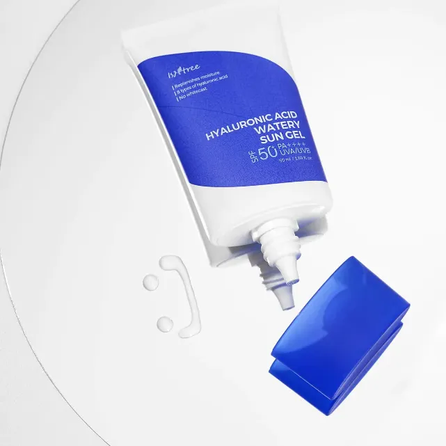 Isntree%20Hyaluronic%20Acid%20Watery%20Sun%20Gel%20SPF50+%20PA++++%2050ml%20-%20Image%206
