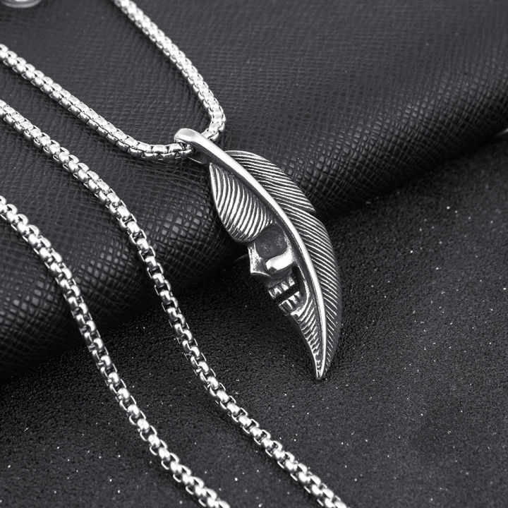 Vintage%20Feather%20Pendant%20Necklace%20Stainless%20Steel%20Feather%20Necklace%20for%20Men%20Vintage%20Feather%20Design%20Skull%20Pendant%20Necklace%20-%20Image%205