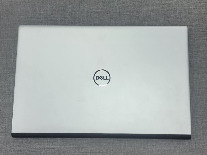 DELL%20Inspiron%2015%205502,%20Core%20i5%2011th%20Gen,%2015.6''%20FHD%20Display-8GB%20Ram,%20512GB%20SSD%20Silver%20Used%20Laptop%20-%20Image%207