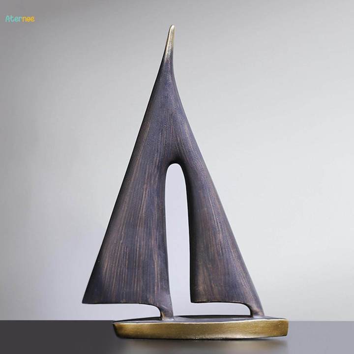 Sailing Boat Decor Sailing Ship Figurine for Dining Room Restaurant Table
