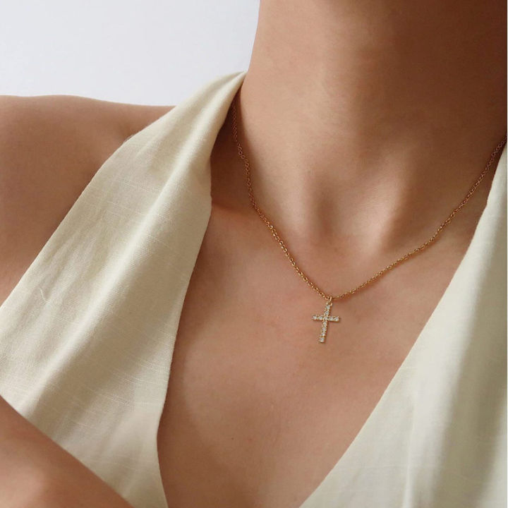 Dainty%20Cross%20Necklace%20For%20Women%2018K%20Gold%20Plated%20stainless%20steel%20Cubic%20Zirconia%20Cross%20Pendant%20Necklace%20Jewelry%20-%20Image%207