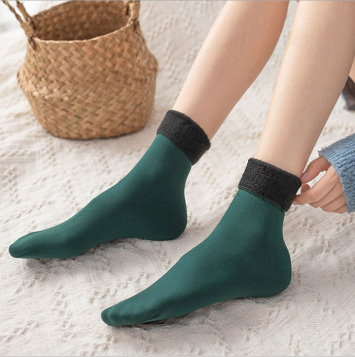 Winter%20Warmer%20Women%20Thicken%20Wool%20Cashmere%20Snow%20Socks%20Seamless%20Velvet%20Boots%20Floor%20Sleeping%20Socks%20-%20Image%204