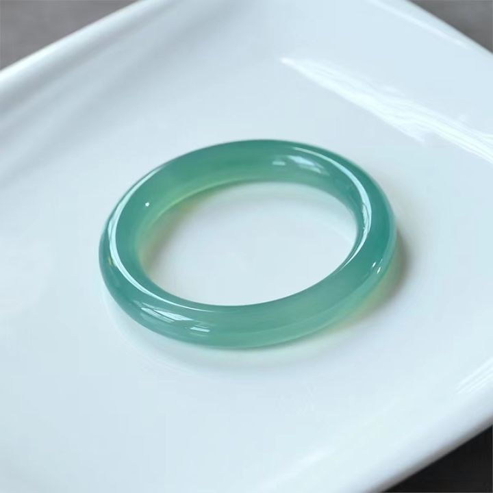 Natural%20Ice%20Agate%20Bracelet%20Round%20Flat%20Bar%20Clear%20Water%20Green%20Jade%20Bracelet%20Chalcedony%20Maiden%20Oil%20Green%20Bracelet%20Manufacturers%20Wholesale%20One%20Generation%20-%20Image%206