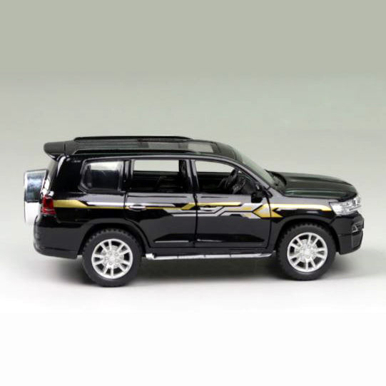 1:32%20Toy%20Car%20TOYOTA%20LAND%20CRUISER%20Prado%20Metal%20Toy%20Alloy%20Car%20Diecasts%20Toy%20Vehicles%20-%20Image%209
