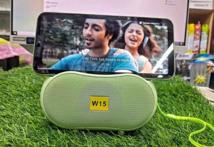 W15%20Portable%20bluetooth%20Super%20bass%20Speaker%20and%20800mh%20Batrrery%20(Premium%20Quality-Original%20Product)%20-%20Image%204