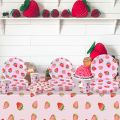 Strawberry Party Disposable Tableware Sets Picnic Pink Fruit Tool Gril Birthday Party Decorative Dessert Plastic Tableplates.