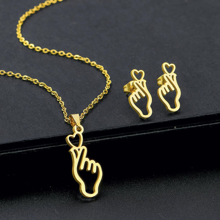 Korean%20Love%20Shaped%20Necklace%20Earrings%20Set%20For%20Women/Gift%20For%20Grils%20-%20Image%206