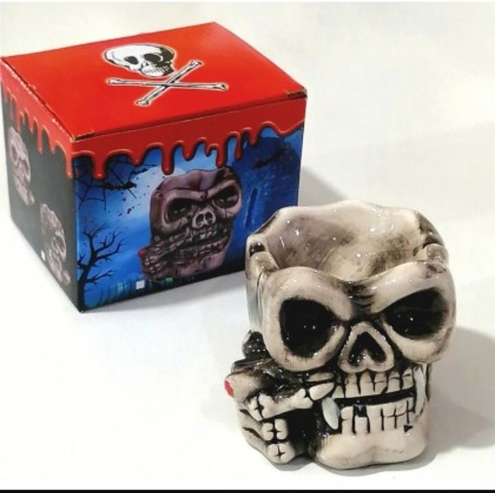 Skeleton%20Head%20Style%20Ashtray%20Resin%20Simulation%20Head%20Model%20Halloween%20-%20Image%203