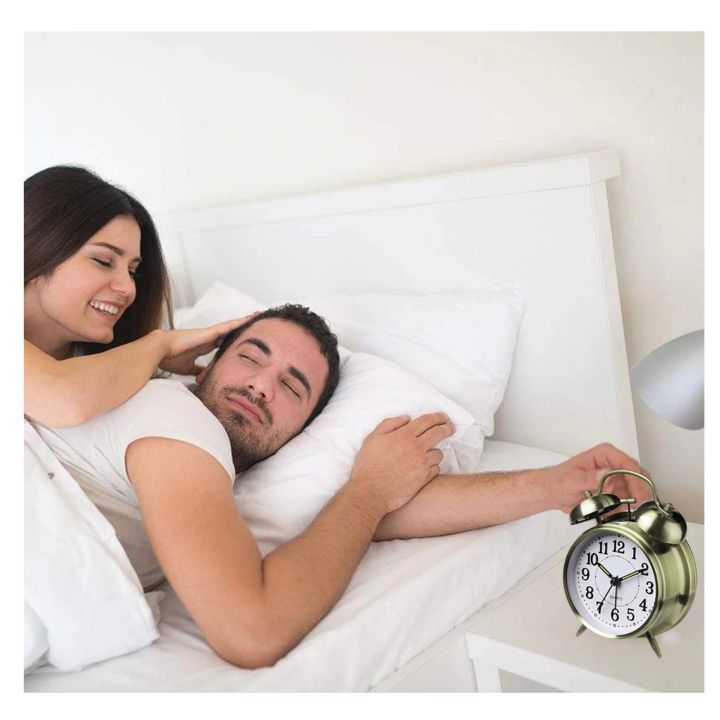 Antique%20COLOUR%20METAL%20Alarm%20Clock%20Twin%20Bell%20Alarm%20Clock%20With%20Stereoscopic%20Dial%20Backlight%20Desk%20Clock%20Loud%20Alarm%20Clock%20Gift%20-%20Image%207
