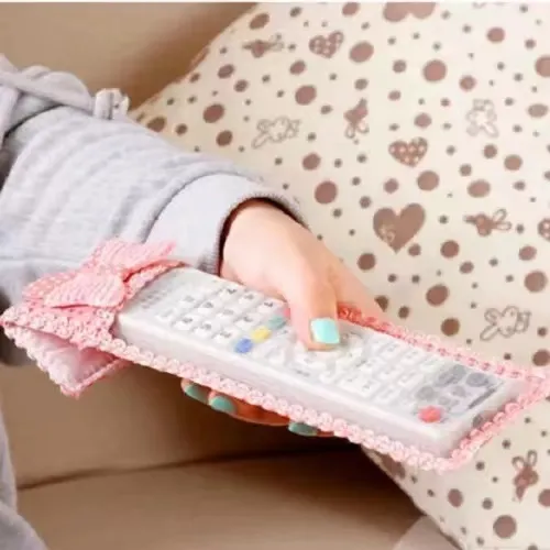 All%20size%20TV%20Remote%20Control%20Bag%20Bow-Knto%20and%20Doll%20Shape%20Cover%20Case%20-%20Image%204
