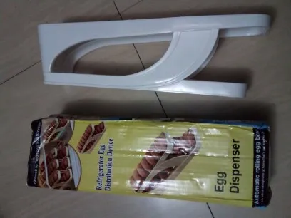 1PCS%20Refrigerator-Egg%20despensir%20Automatic-Egg%20Dispenser%20Plastic%20Rolling-Egg%20Holder%20Kitchen%20Organizer%20-%20Image%205