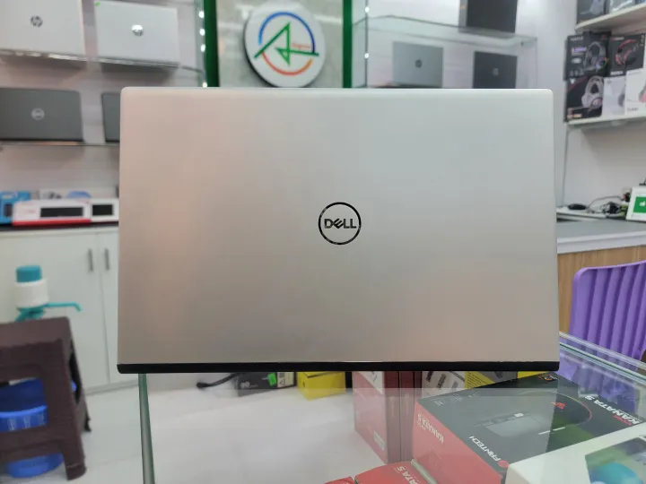 DELL%20Inspiron%2015%205502,%20Core%20i5%2011th%20Gen,%2015.6''%20FHD%20Display-8GB%20Ram,%20512GB%20SSD%20Silver%20Used%20Laptop%20-%20Image%202