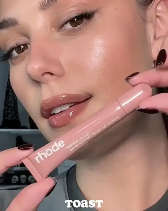 Rhode%20Hose%20Nourishing%20Lip%20Women%20Girl%20Lipstick%20(Toast)%20-%20Image%202