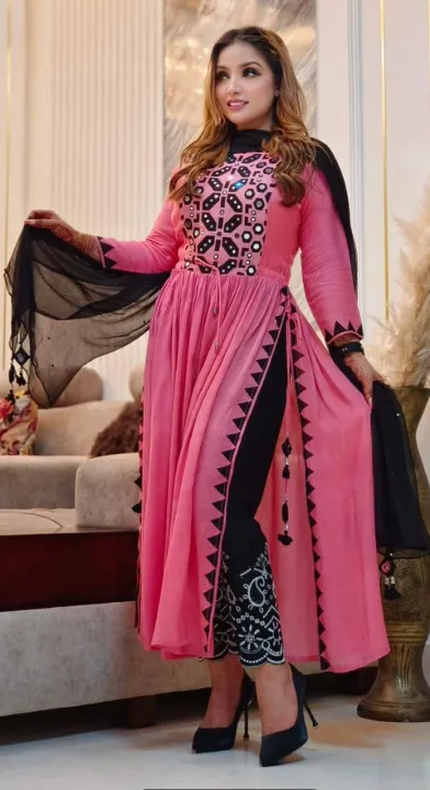 New%20Mode%20%20Comfortable%20Exclusive%20%20Designed%20Readymade%20Made%20By%20Lilen%20Fevric%20Nayra%20Cut%20%20Three%20Piece%20For%20Girls%20-%20Image%203