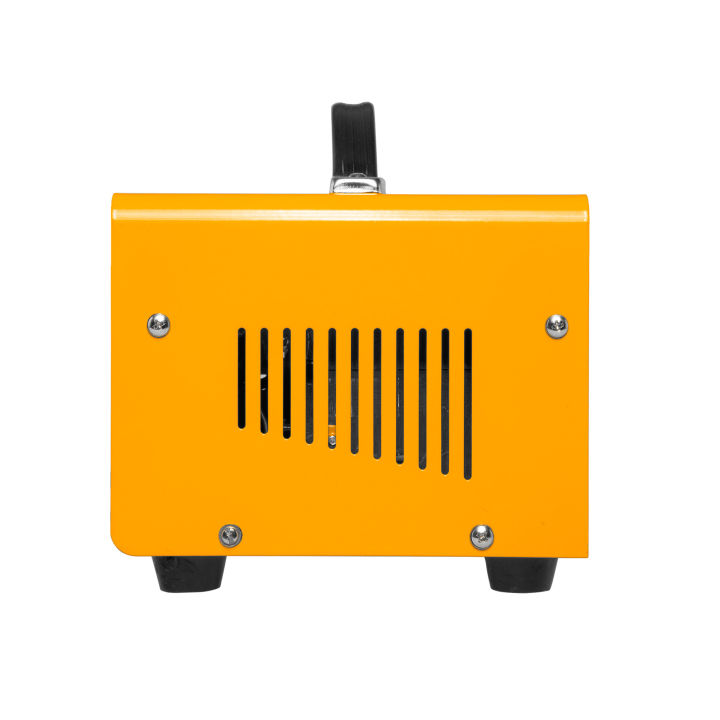 INGCO%20Universal%20Fit%2012/24V%20Smart%20Charger%20ING-CB1601%20with%20Temperature%20Control%20for%20Various%20Cars%20-%20Image%204