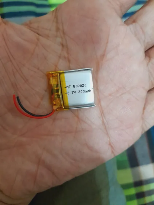 BLUETOOTH%20Headphone%20and%20smart%20watch%20Battery%203.7V%20300mAh%20Rechargeable%20Battery%203.7V%20Battery%20Size%2020%C3%9720%C3%975mm%20-%20Image%204