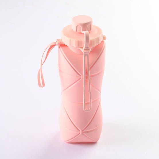 Silicone%20Foldable%20Water%20Bottle-%20600%20ML%20-%20Image%204