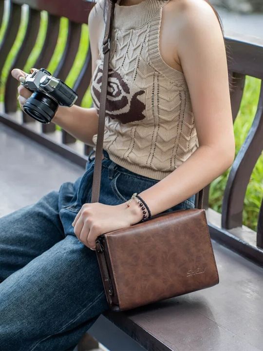 Suitable%20for%20Fuji%20Canon%20Nikon%20Sony%20Shoulder%20Leather%20Vintage%20Camera%20Bag%20Mirrorless%20Camera%20Bag%20Photography%20Bag%20-%20Image%205