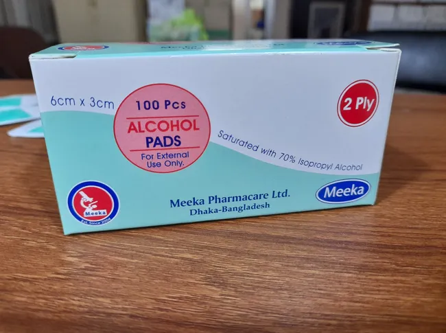Alcohol%20pad%20for%20disinfection%20-100%20pcs%20box%20-%20Image%202