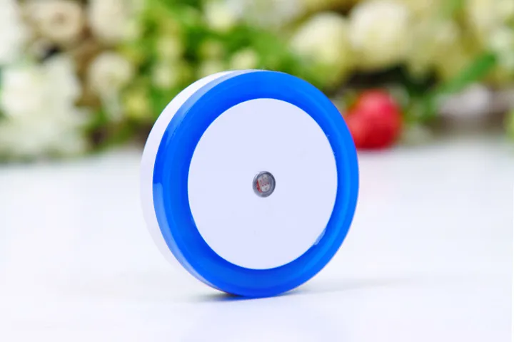 Auto%20On/Off%20Mini%20Wall%20LED%20Night%20Light%20Round%20Shape%20Smart%20LED%20Dim%20light%20with%20Light%20Sensor%20Bulb%20Plug%20&%20Play%20for%20Bedroom,%20Bathroom%20Hallway%20Pathway%20Toilet%20Energy-Saving%20Night%20Light%20Nightlight%20(US%20plug)%20-%20Image%206