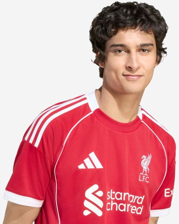 Liverpool%20Short%20sleeves%20Jersey%20Football%20Jersey%20New%20Jersey%2025/26%20-%20Image%203