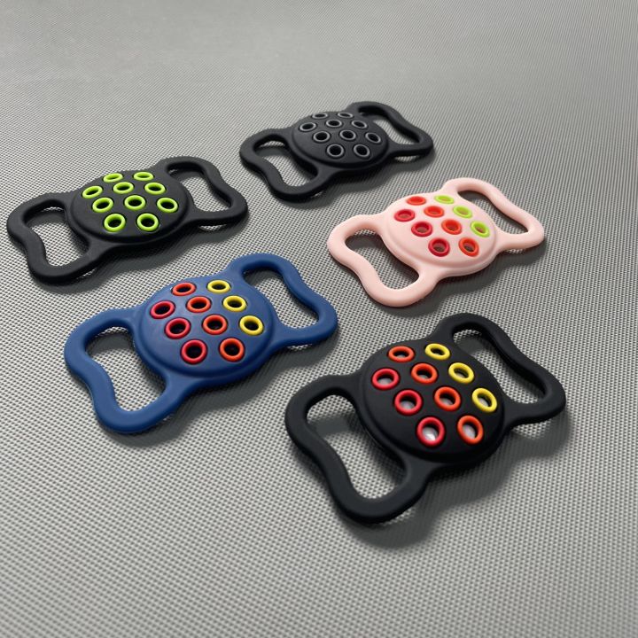 2%20PCS%20Contrast%20Color%20Perforated%20Pet%20Collar%20Silicone%20Cover%20for%20AirTag%20-%20Image%205
