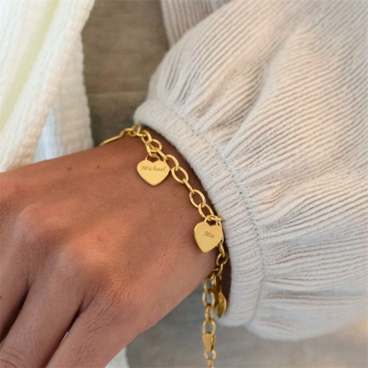 Alien%20Personalized%20Engraved%20Name%20Custom%20Bracelet%20Stainless%20Steel%20Chain%201-5%20Names%20Heart%20Gold%20Charm%20Bracelets%20for%20Women%20Jewelry%20Gifts%20-%20Image%204