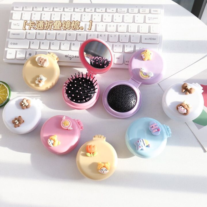 2023NWE%201pc%20Round%20Small%20Massage%20Folding%20Comb%20Girls%20Hair%20Brush%20with%20Makeup%20Mirror%20Portable%20Hair%20Styling%20Tool%20Traveling%20Mini%20Pocket%20Mirror%20-%20Image%204