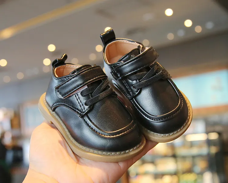 Baby British style small leather boys and girls learning to walk - Main Image
