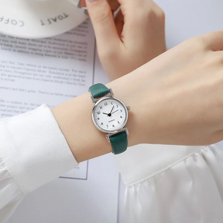 Women%20Quartz%20Alloy%20Watch%20Ladies%20Fashion%20Small%20Dial%20Casual%20Watch%20Leather%20Wristwatch%20for%20Women%20-%20Image%207