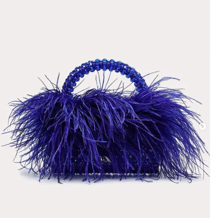 Pearl%20bead%20bag%20with%20Ostrich%20feather%20fur%20designer%20brand%20Clear%20Acrylic%20crystal%20stone%20box%20tote%20handbag%20women%20handmade%20party%20purse%20-%20Image%204