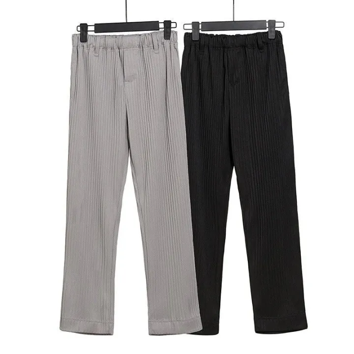 Correct%20VersionHOMMEIssey%20Miyake%20Pleated%20PantsJF150High%20Street%20Fashion%20Loose%20Straight%20Casual%20Striped%20Suit%20Pants%20-%20Image%204