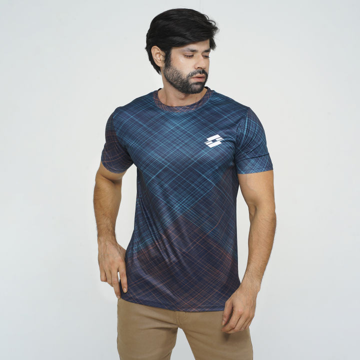 Lotto%20Men's%20Sports%20T-Shirt%20With%20Vibrant%20Color%20and%20%20Durable%20Fabric%20-%20Image%203