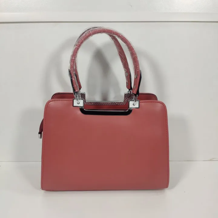 Elite%20Non%20Leather%20-%20Luxe-%20Pink%20Shoulder%20Fashion%20Bag%20For%20Women%20-%20The%20Ultimate%20Statement%20of%20Style%20&%20Trend%20-%20Height%2022cm%20&%20Width%2029cm%20-%20Image%206