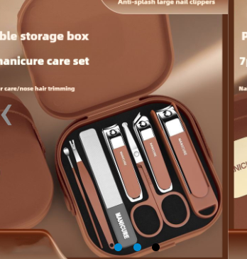 Premium%207-in-1%20Manicure%20Kit%20%7C%20Portable%20Nail%20Care%20Grooming%20Set%20for%20Men%20&%20Women%20-%20Image%204