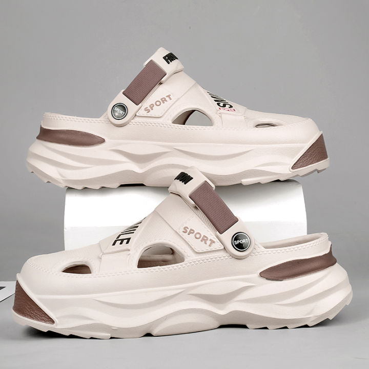 New Mens Sandals Mens Clogs Summer Beach Slippers Men Outdoor Casual Slippers Sneakers Water Shoes Male Big Size 45 46