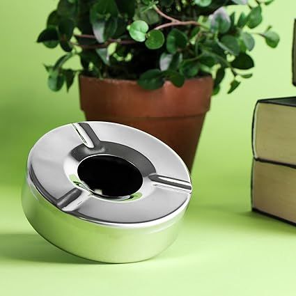 Small%20Round%20Stainless%20Stell%20Ashtray%20With%20Wind%20Proof%20Lid-%201%20ps%20%5B9.2cm/3.8cm%5D%20-%20Image%203
