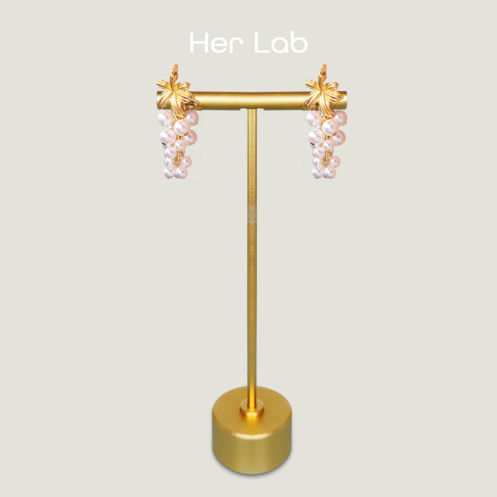 Her%20Lab%20Jewelry%20%7CVineyard%20Themed%20Pearl%20Tassel%20Earrings%20-%20Image%206