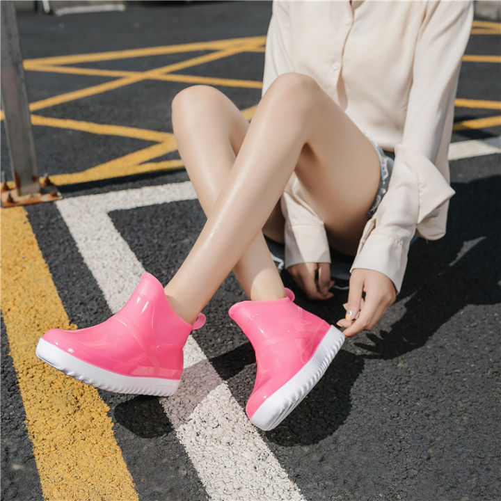 Fashion%20trend%20mid-rise%20rain%20boots%20ladies%20anti%20slip%20low%20top%20waterproof%20shoes%20rain%20boots%20water%20boots%20rain%20boots%20women's%20car%20wash%20kitchen%20rubber%20shoes%20-%20Image%202