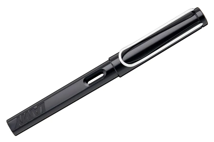 LAMY%20safari%20Fountain%20Pen%20%20-Glossy%20black%20-%20Image%204