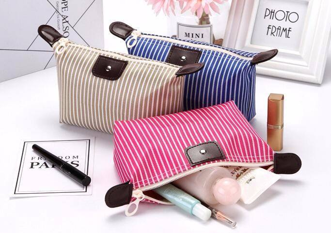 Waterproof%20Make%20up%20Bag%20Cosmetic%20Pouch%20Travel%20Storage%20Foldable%20Bag%20for%20Women%20Daily%20Use%20-%20Cosmetic%20Bag%20for%20Girls%20Fashion%20-%20Image%207