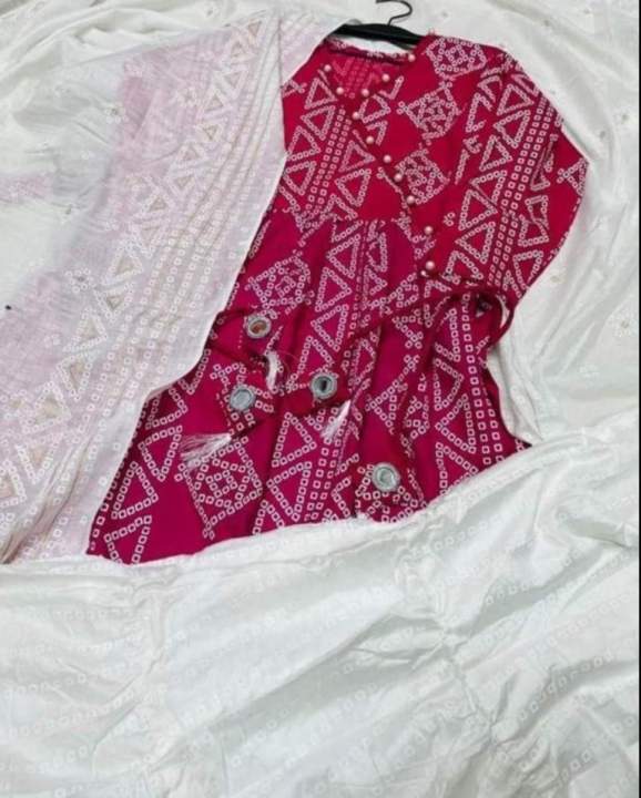 Ready%20Made%20Naira%20Cut%20Cotton%20Fashionable%20Stitched%20Long%20Salwar%20Kamez%20Orna%20For%20Stylish%20Women%20/%20Girls%20(%203%20Pcs%20)%20-%203%20Pice%20Dress%20-%20Image%204