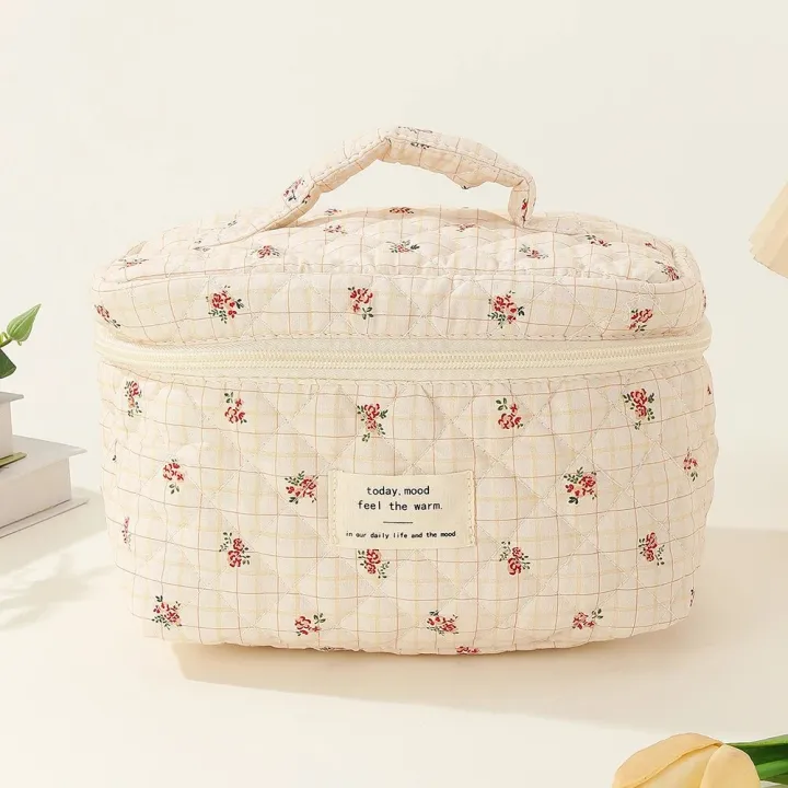 Women%20Floral%20Cosmetic%20Bag%20Printed%20Cotton%20Aesthetic%20Toiletry%20Purse%20Large%20Capacity%20Zipper%20Closure%20Girls%20Daily%20Handbag%20-%20Image%202