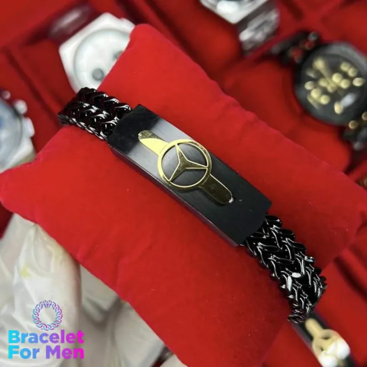 Elegant%20Men's%20Stainless%20Steel%20Bracelet%20with%20Logo%20Detail%20-%20Fashion%20Jewelry%20-%20Image%203