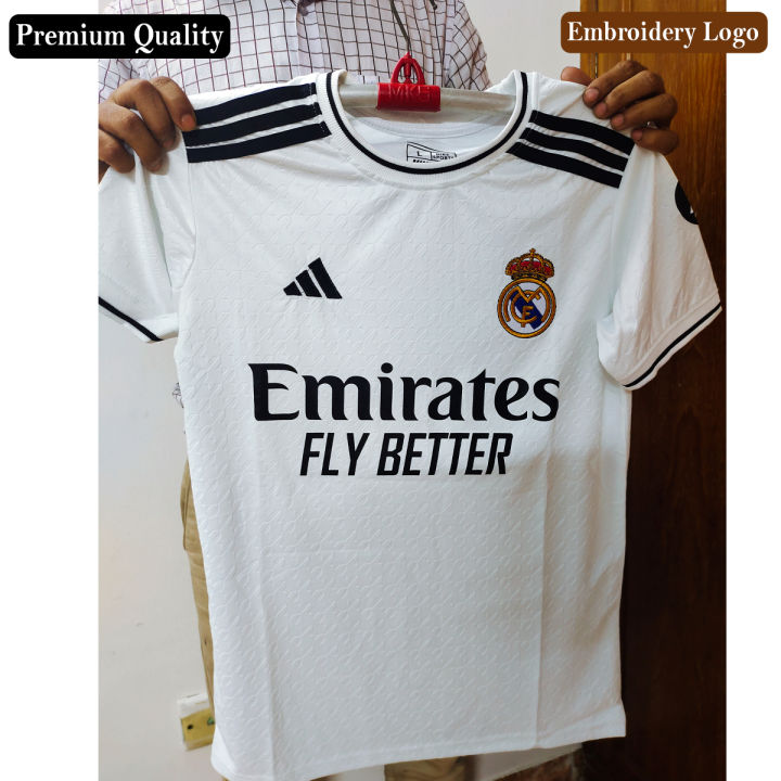 Premium%20Quality%20Real%20Madrid%20Home%20Authentic%20jersey%202024%20Half%20sleeve%20jersey%20for%20Man%20-%20Image%202