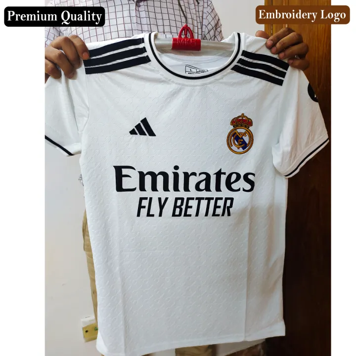 Premium%20Quality%20Real%20Madrid%20Home%20Authentic%20jersey%202024%20Half%20sleeve%20jersey%20for%20Man%20-%20Image%202